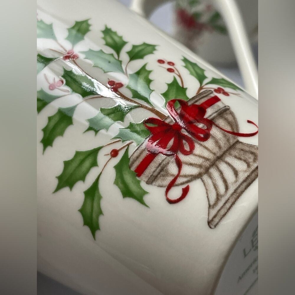 Pair Lenox‎ Holiday Pattern Holly Tree Accent Mugs EUC - Picture 2 of 7